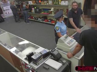 اتينا و رائع شرطة امرأة يحصل على مارس الجنس بواسطة shawn في له مكتب